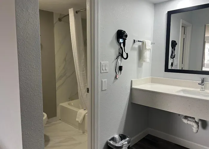 Hotel 6 Ok