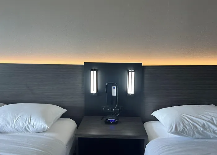 6 Ok Hotel 2*